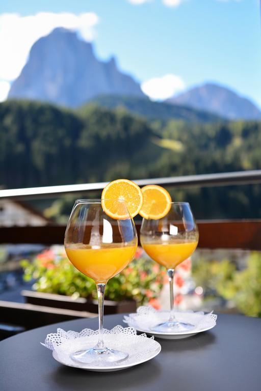 Vitalhotel Dosses Santa Cristina Val Gardena Экстерьер фото